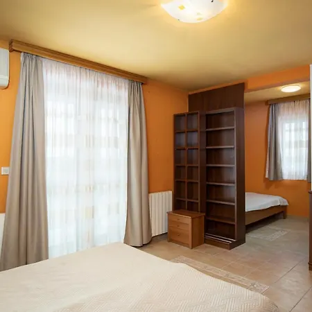 Villa Arena - Pool Table, Table Tennis, Darts & More Pula Exterior photo